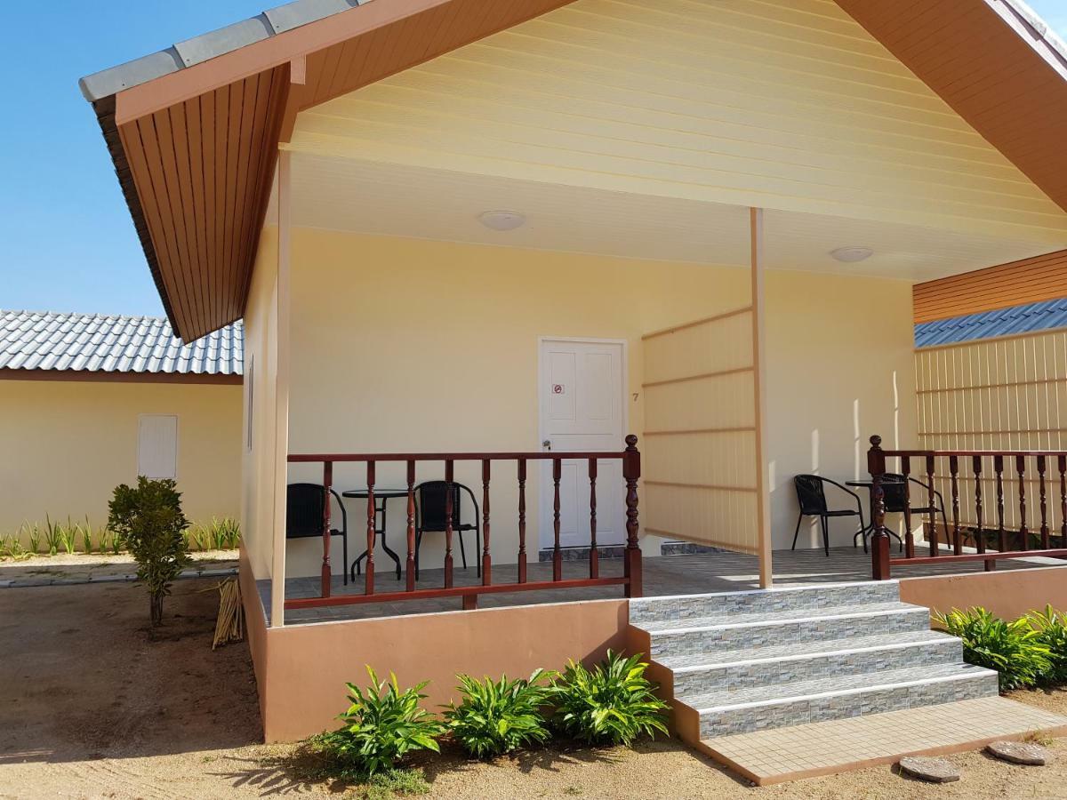 Poolside Bungalows Khao Lak Exterior foto